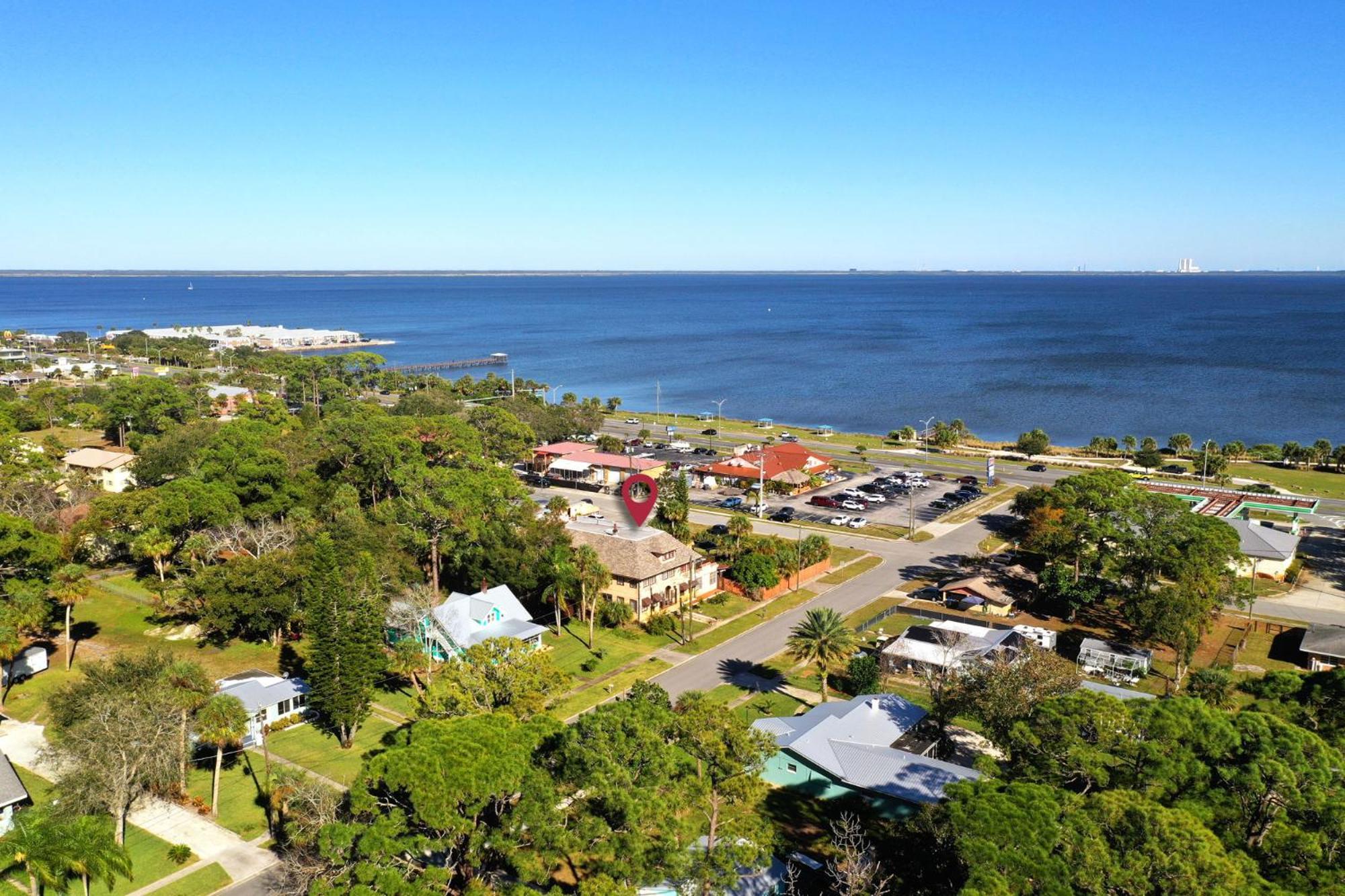 Casa Coquina Del Mar Bed And Breakfast Titusville Exterior photo